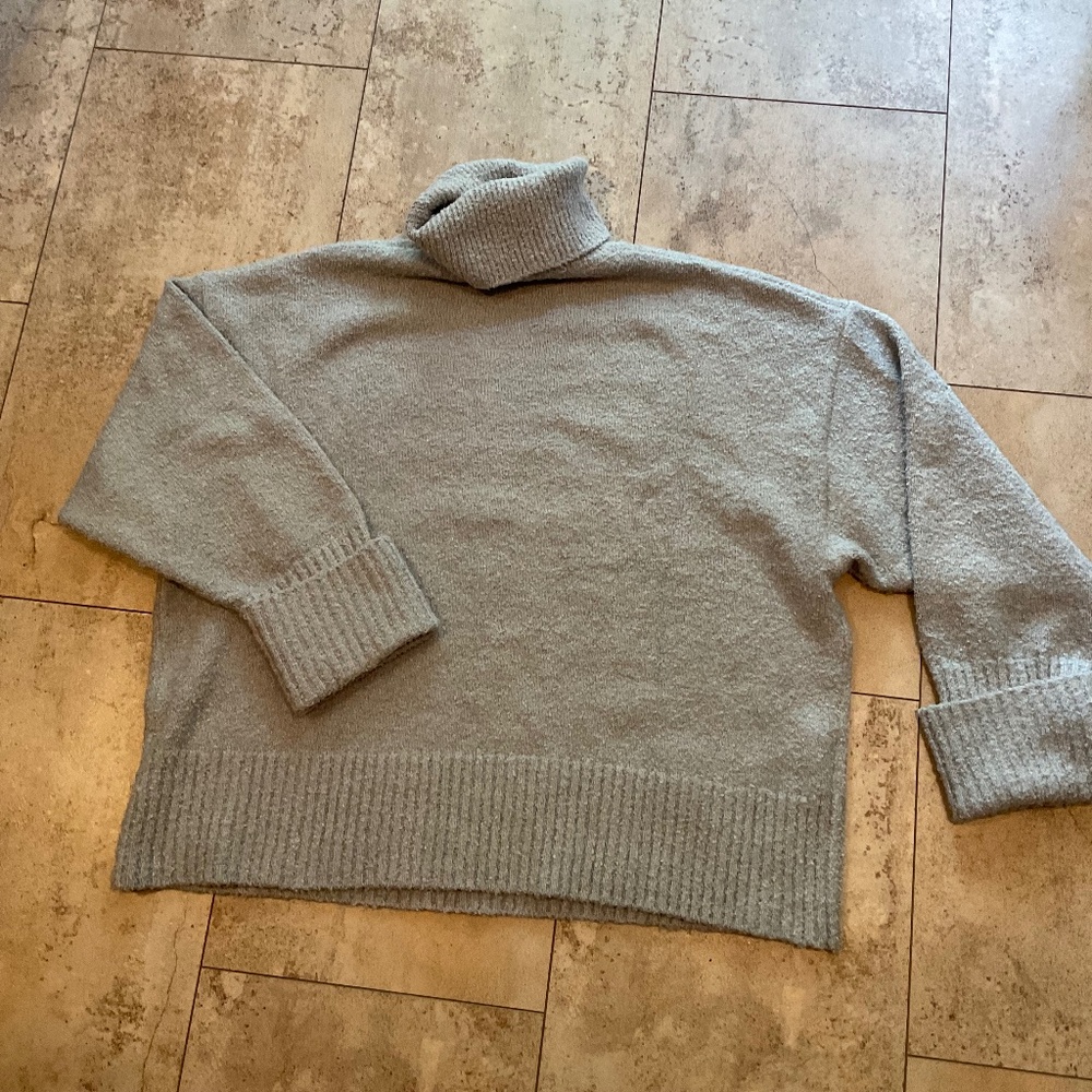 Lillusory Light Blue‎ Oversized Turtleneck Sweater Sz M Wool Blend Warm Chunky
